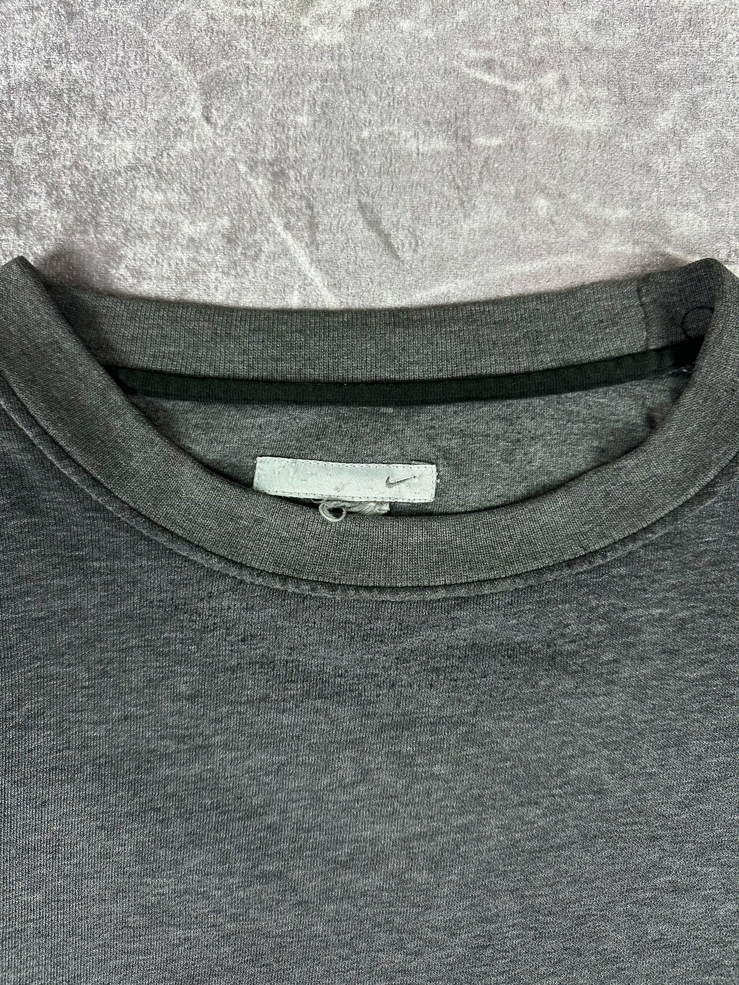 Vintage 00s Nike Embroidered Mini Swoosh Crewneck Sweatshirt (2XL)