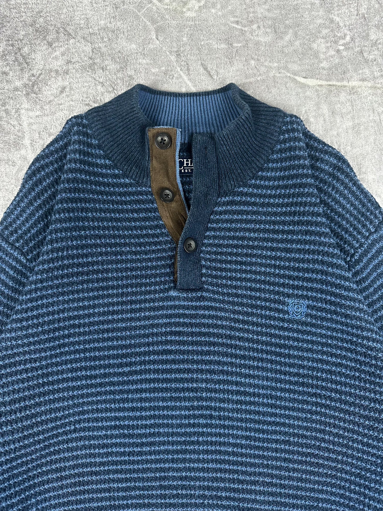 Vintage 00s Chaps Ralph Lauren Small Embroidered Crest Quarter Button Sweater (XL)
