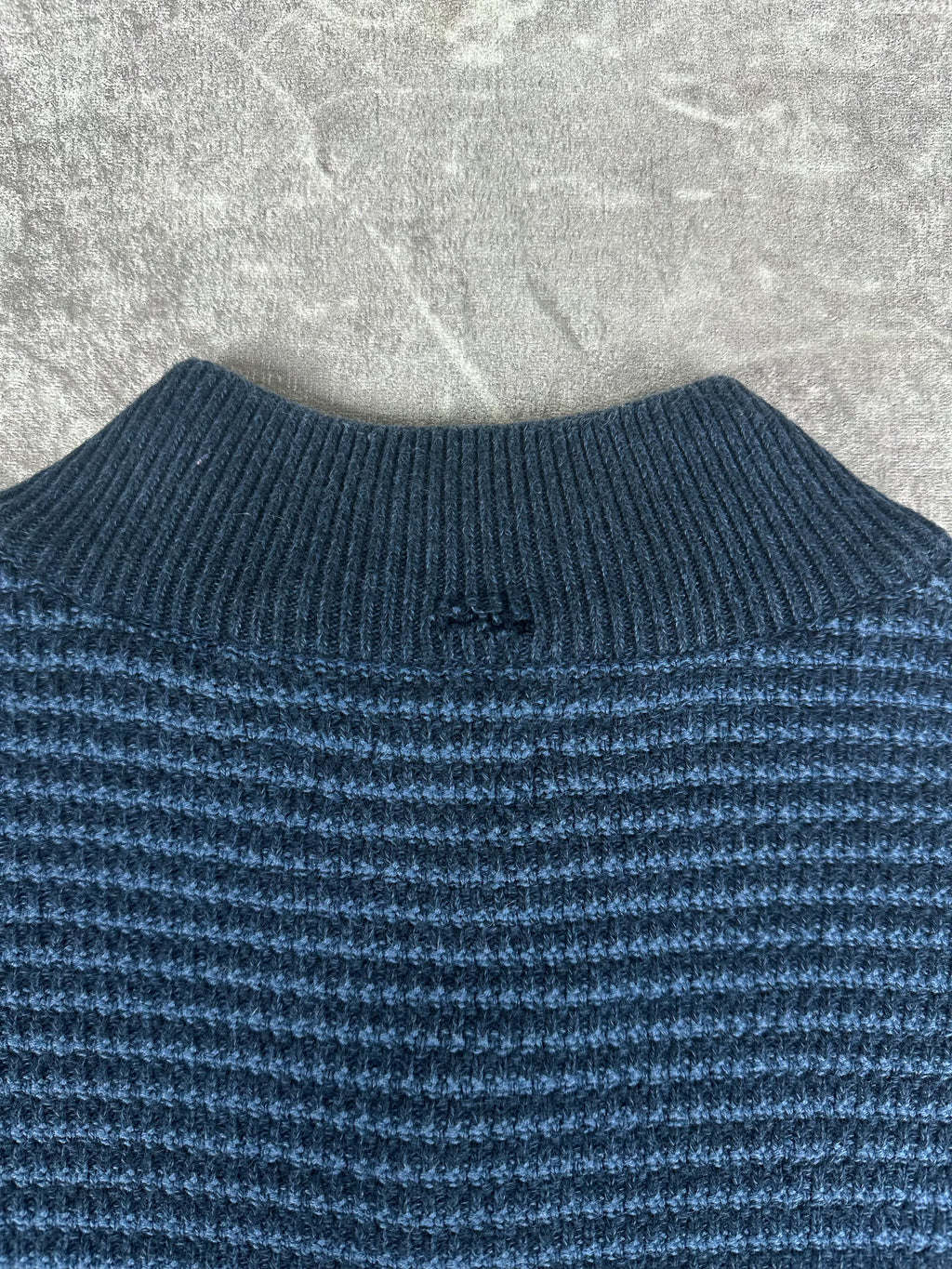 Vintage 00s Chaps Ralph Lauren Small Embroidered Crest Quarter Button Sweater (XL)