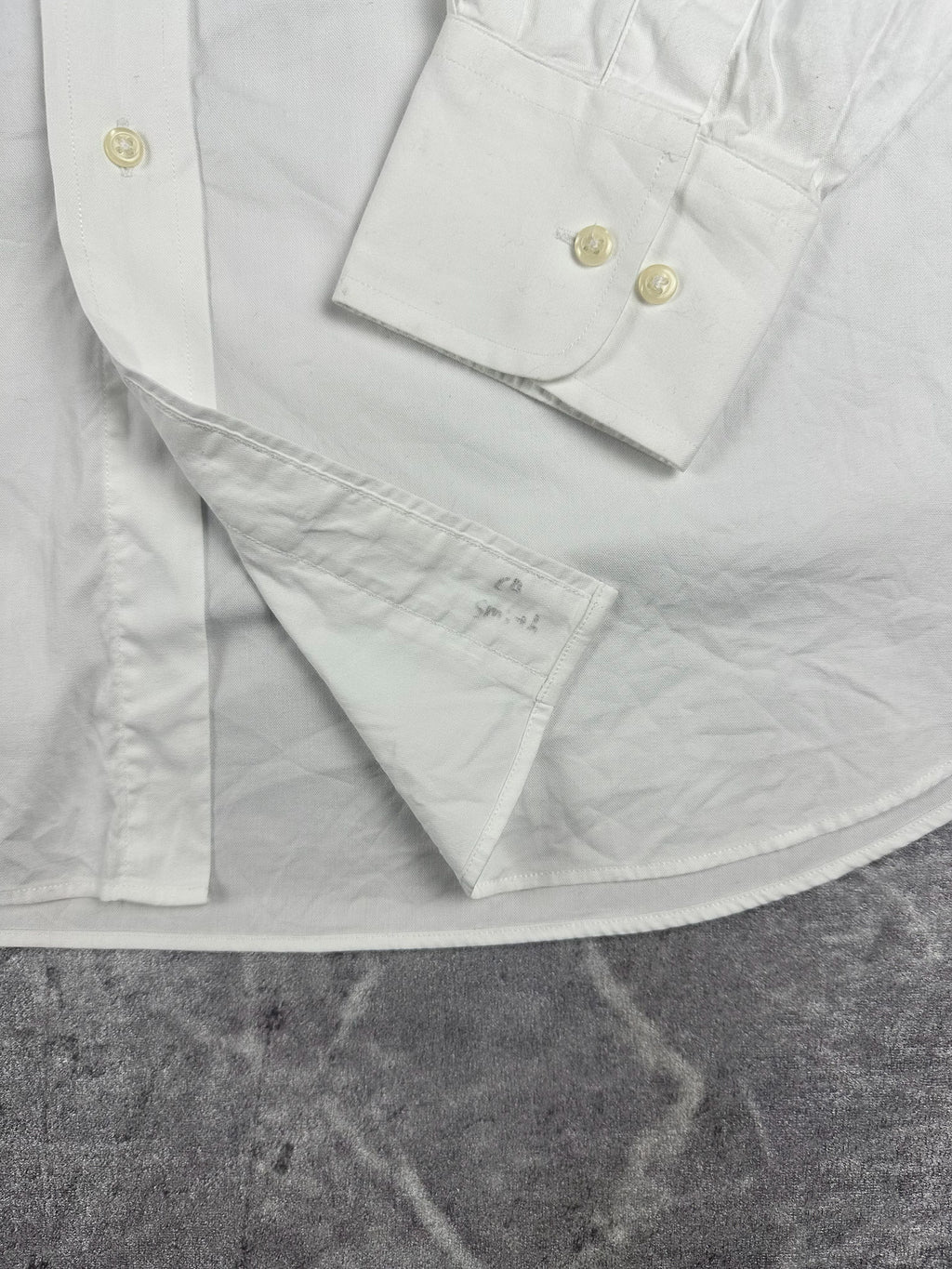 Vintage 00s 2006 Tommy Hilfiger Long Sleeve Button Up Shirt (XL)