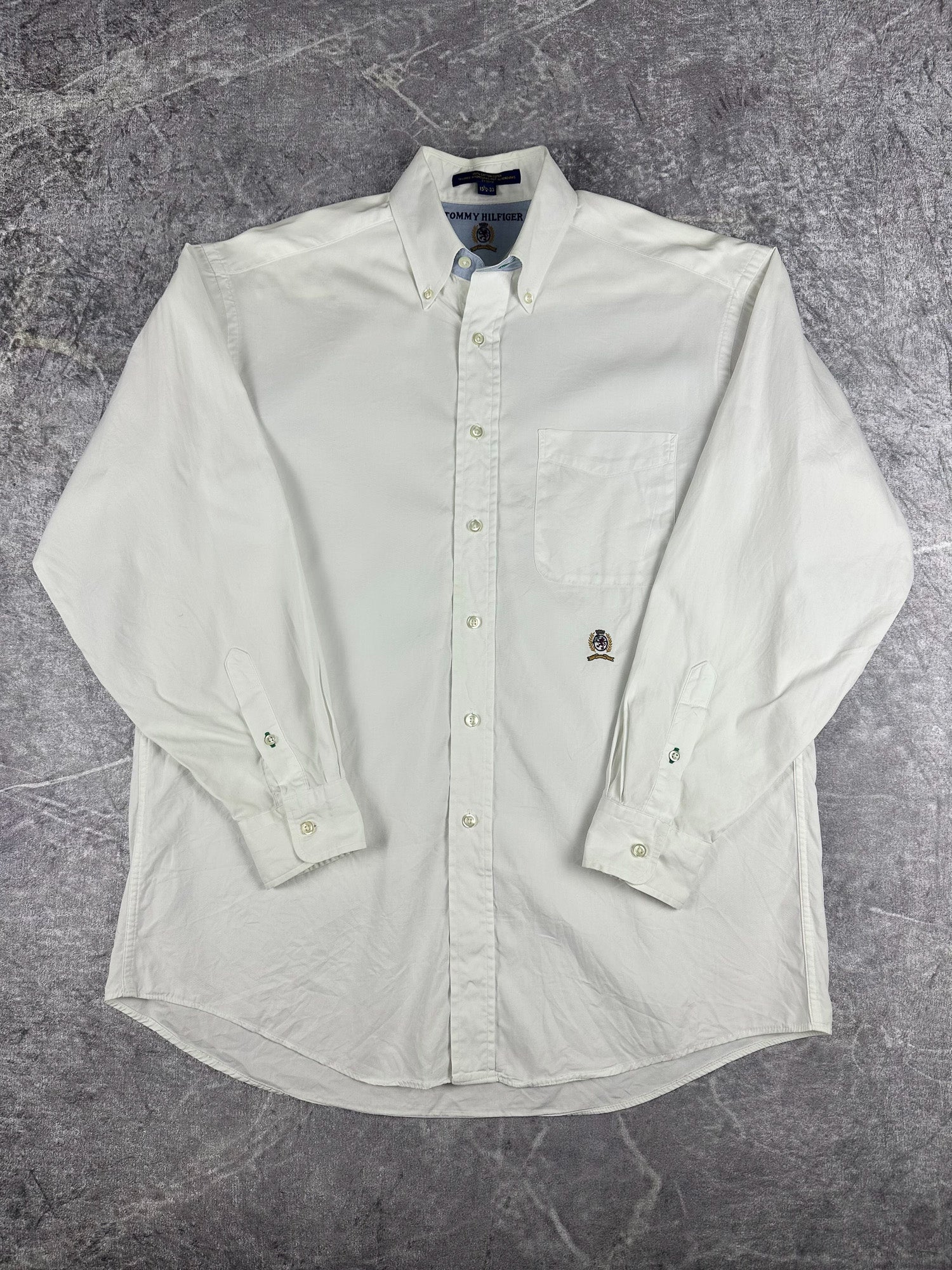 Vintage 90s 1999 Tommy Hilfiger Embroidered Crest Long Sleeve Button Up Shirt (L)