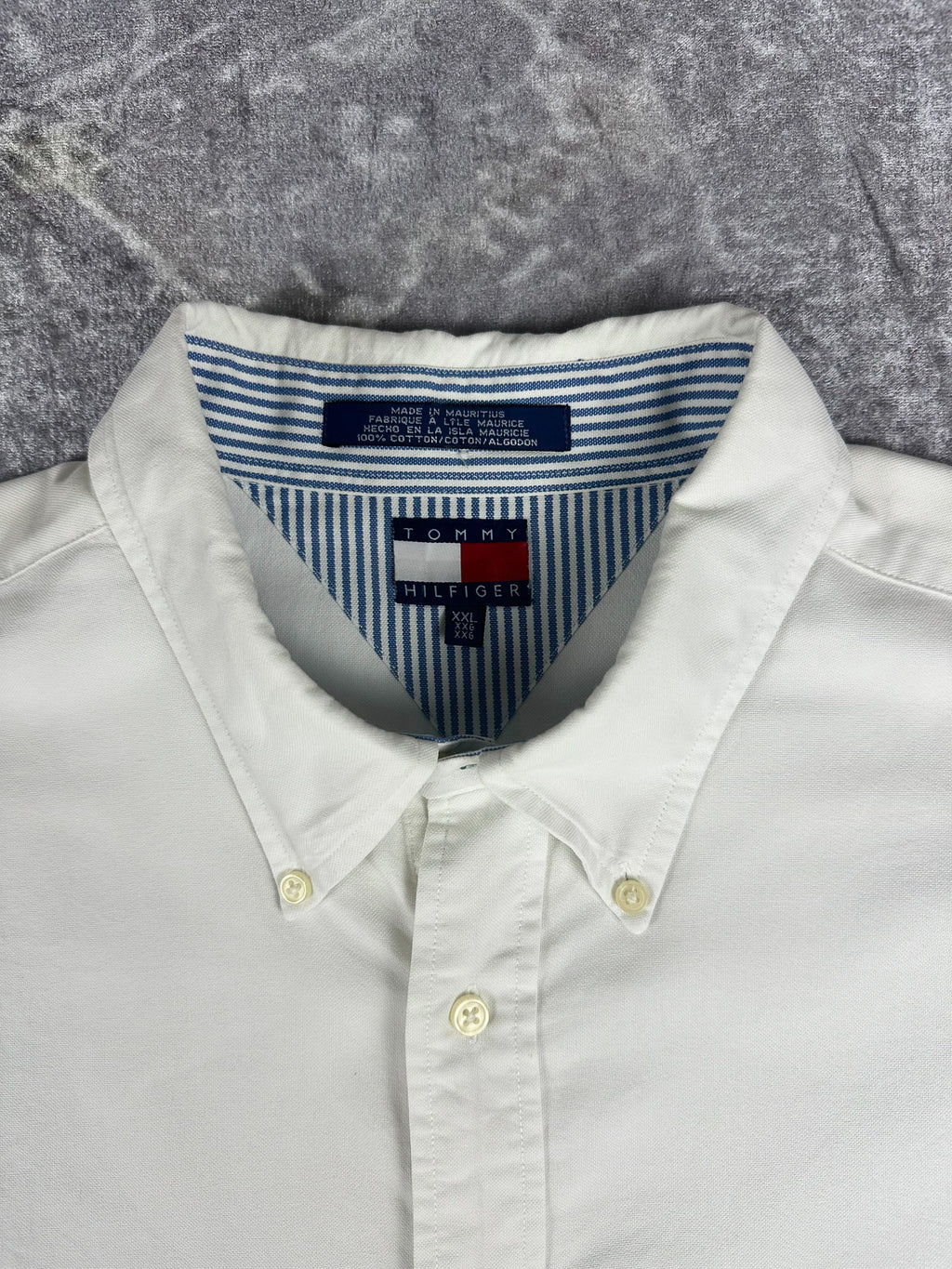 Vintage 00s 2000 Tommy Hilfiger Embroidered Crest Long Sleeve Button Up Shirt (2XL)
