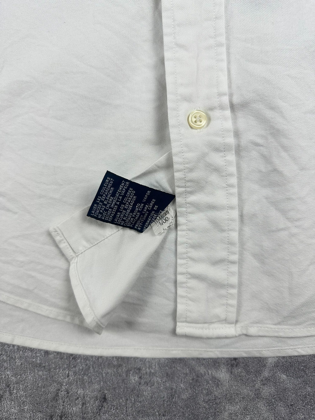 Vintage 00s 2000 Tommy Hilfiger Embroidered Crest Long Sleeve Button Up Shirt (2XL)