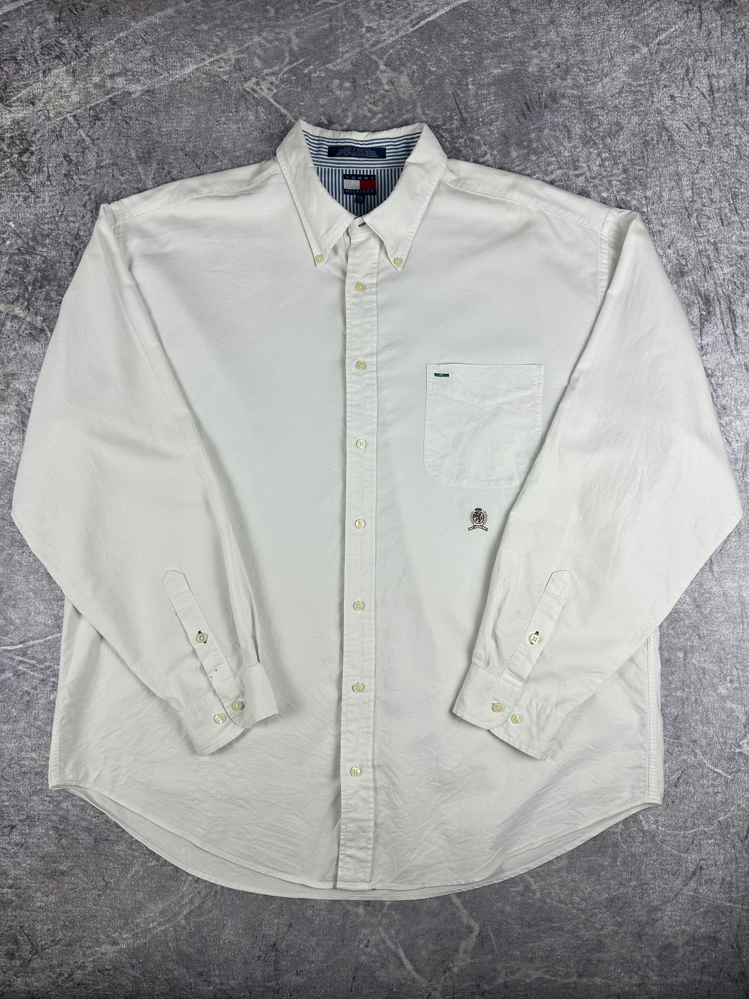 Vintage 00s 2000 Tommy Hilfiger Embroidered Crest Long Sleeve Button Up Shirt (2XL)