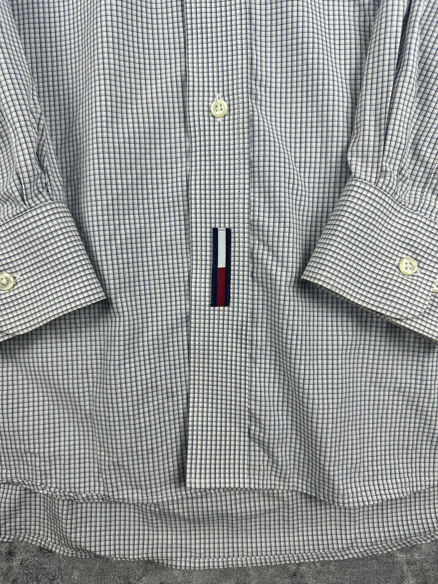 Vintage 00s 2003 Tommy Hilfiger Embroidered Flag Check Pinstripe Long Sleeve Button Up Shirt (XL)