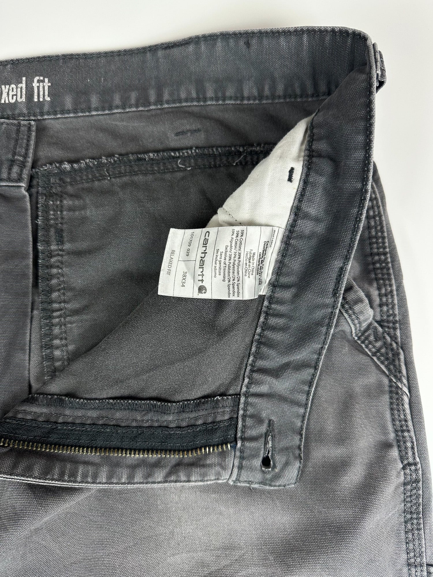 Preloved 2010s Carhartt Rugged Flex Relaxed Fit Canvas Work Pant Dungaree (38x32)