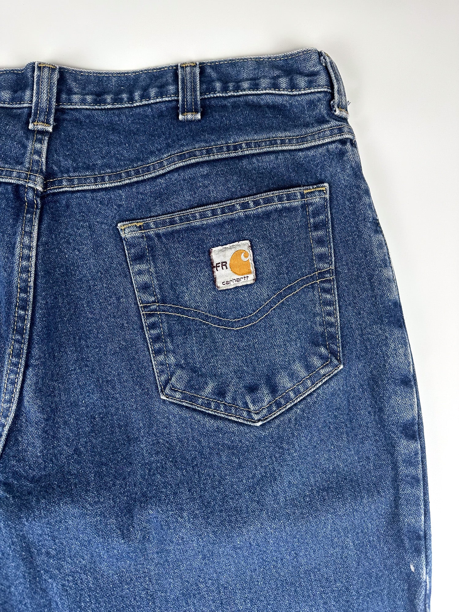 Vintage 00s Carhartt Flame Resistant Heavyweight 5-Pocket Denim Carpenter Jeans (36x30)