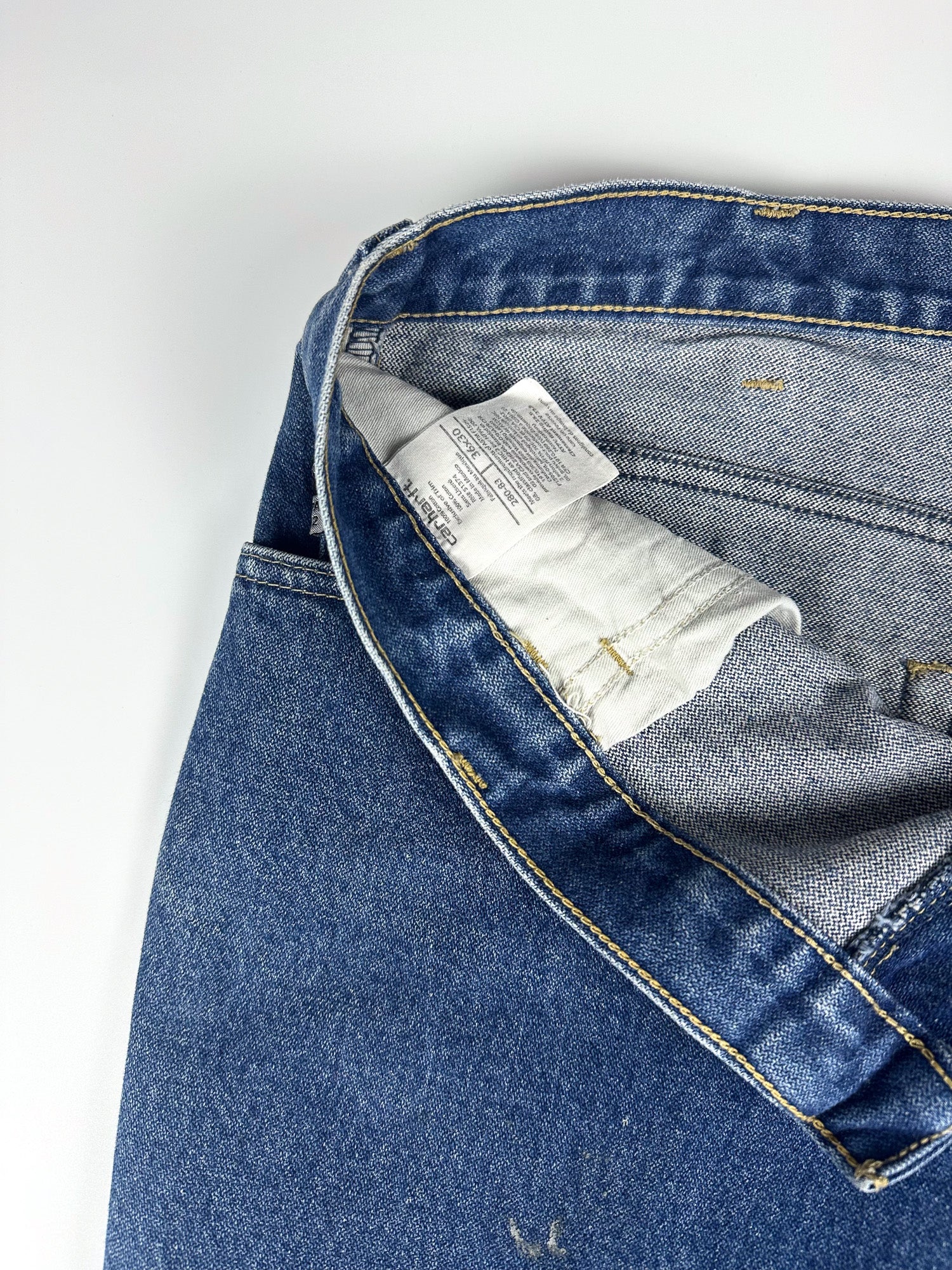 Vintage 00s Carhartt Flame Resistant Heavyweight 5-Pocket Denim Carpenter Jeans (36x30)