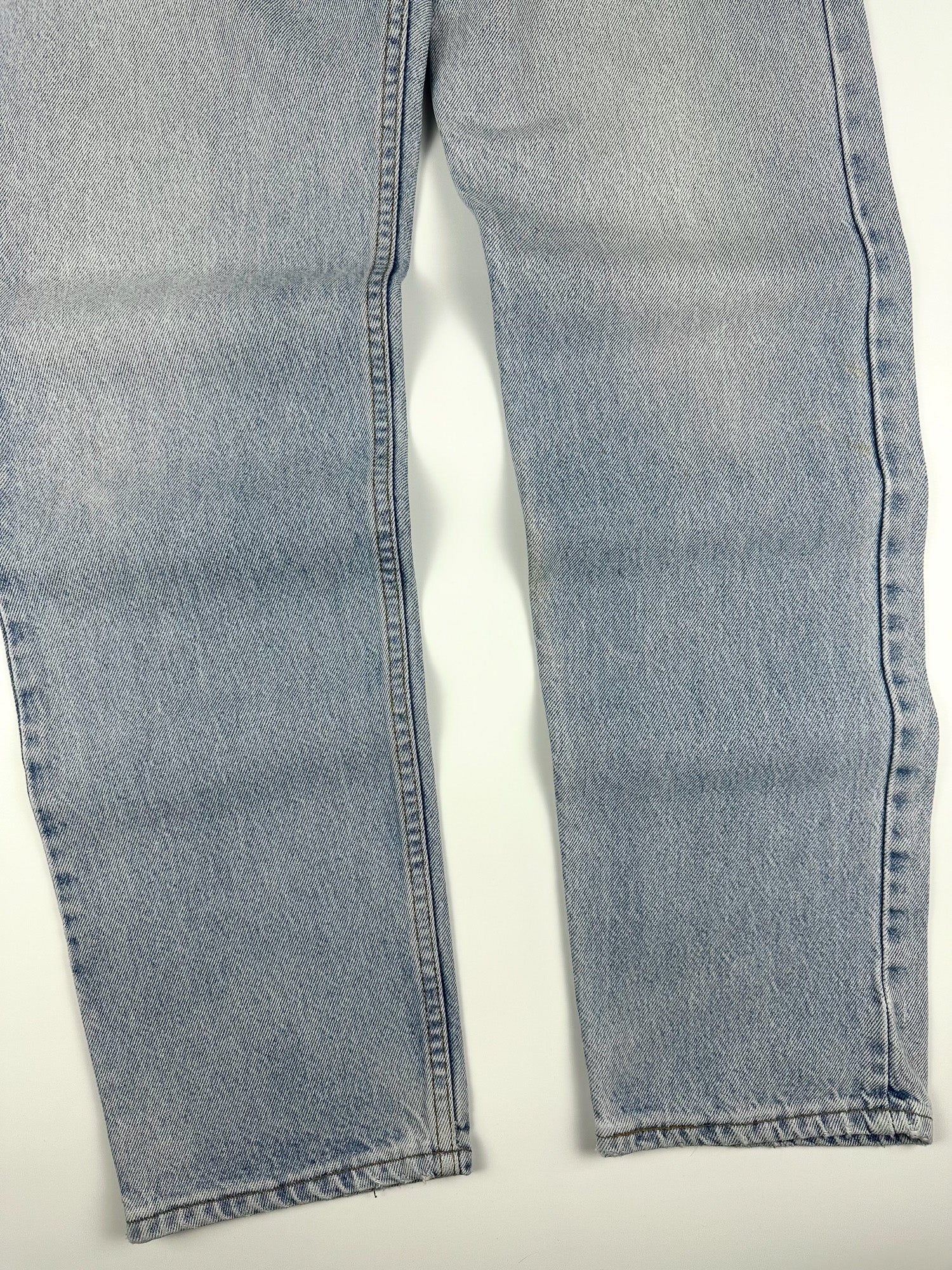 Vintage 90s 1998 Levi's 604 Orange Tab Made in Australia Straight Fit Denim Jeans (33x31)