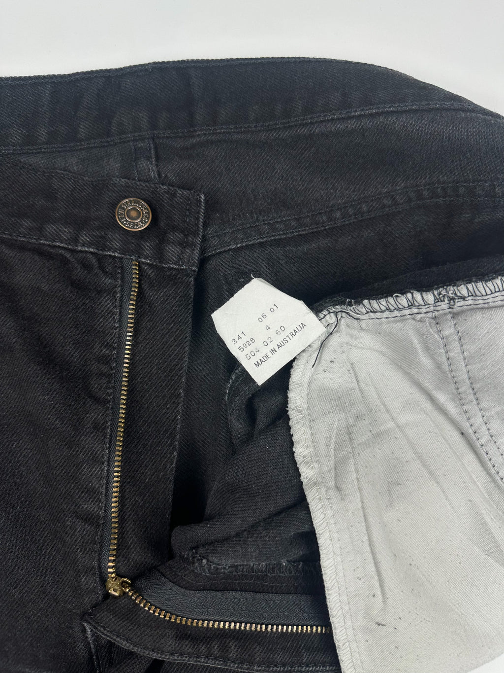 Vintage 00s 2001 Levi's 504 Made in Australia Regular Straight Fit Denim Jeans (35x30)