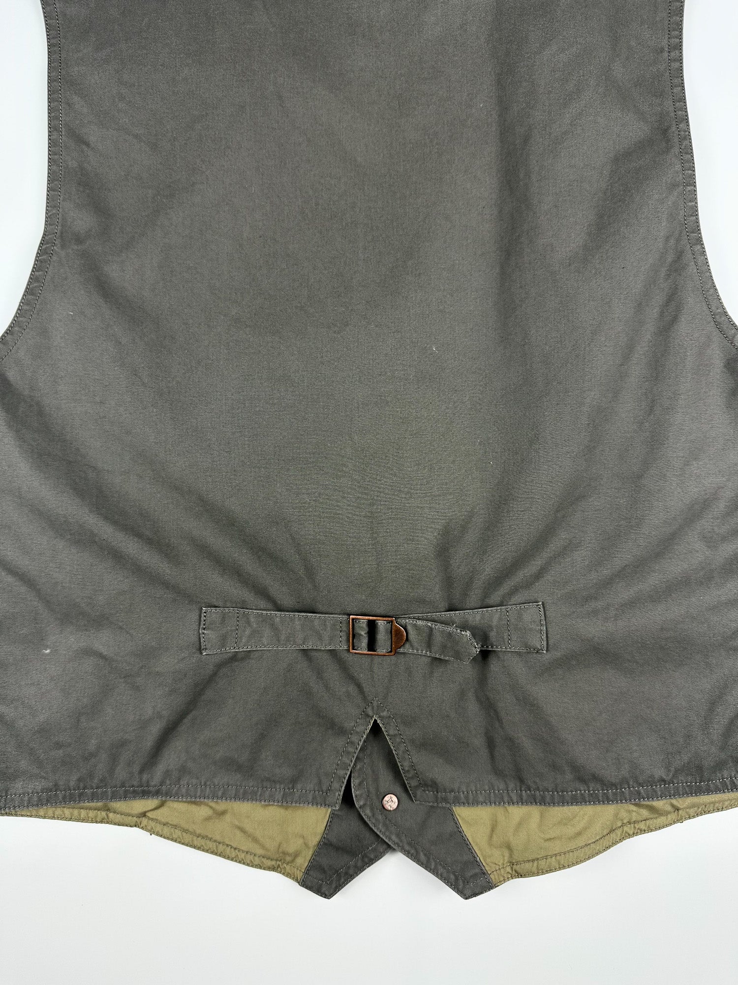 Vintage 90s Marlboro Classics Country & Outdoors Buckle Back Waistcoat Vest (M)