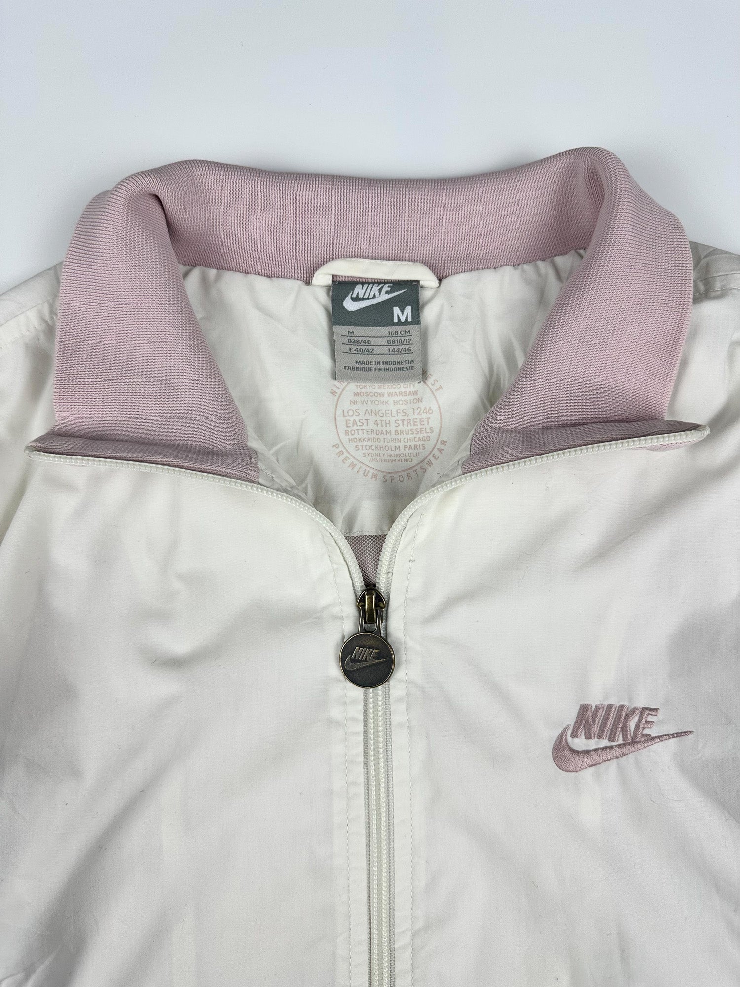 Vintage 00s Nike Athletics West Embroidered Club Logo Bomber Jacket (M)