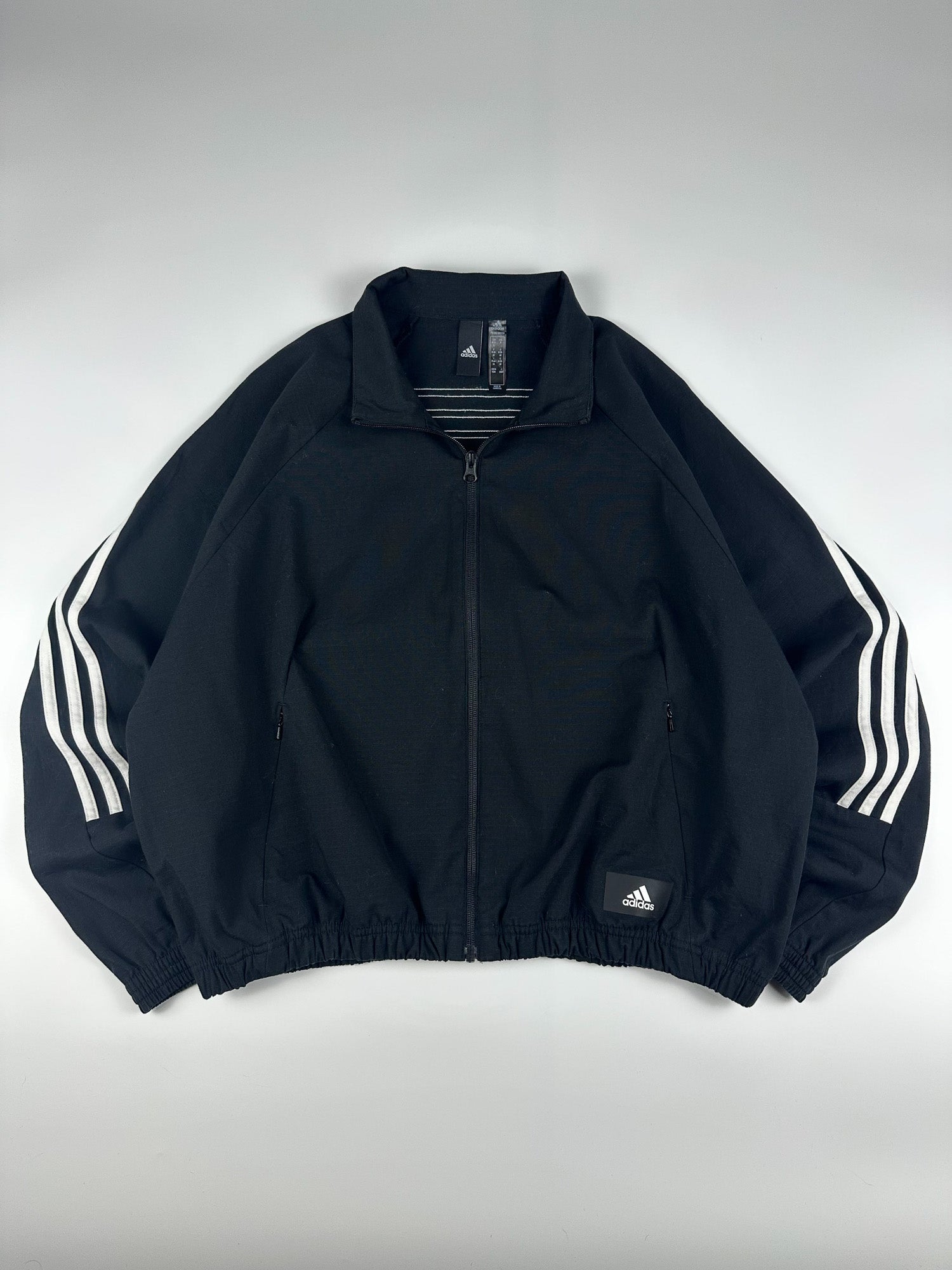 Preloved Adidas Primegreen 3 Stripe Wrap Around Track Jacket (M)