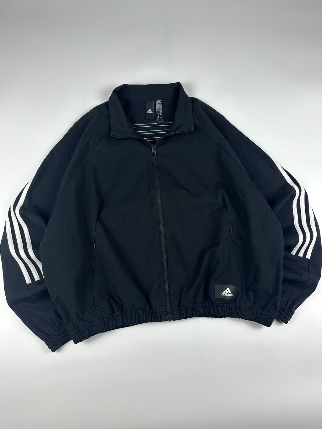 Preloved Adidas Primegreen 3 Stripe Wrap Around Track Jacket (M)