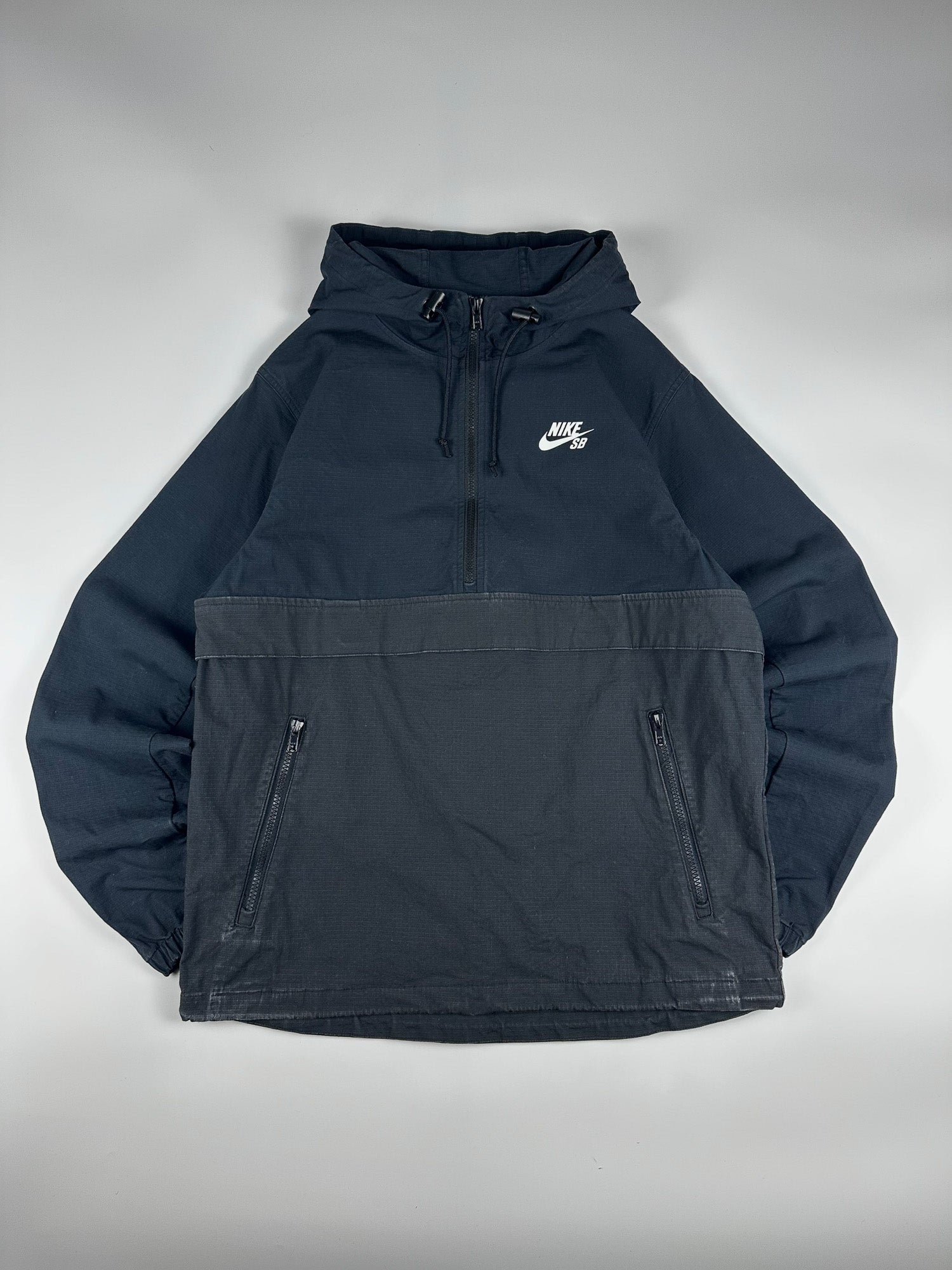 Preloved Nike SB Ripstop Hooded Anorak Tech Windbreaker Jacket (S)