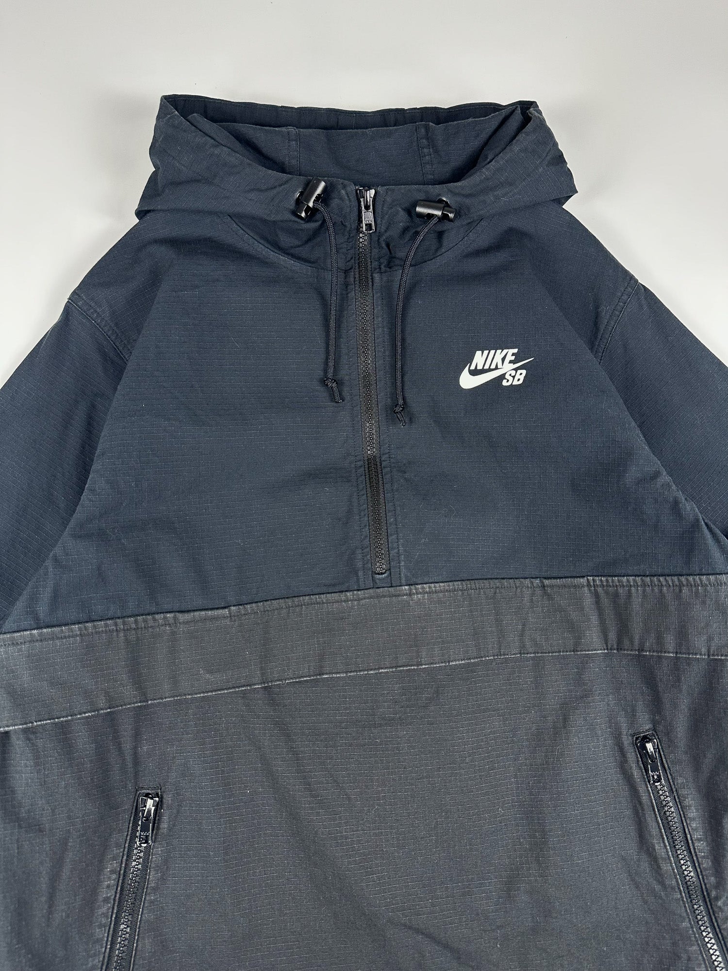 Preloved Nike SB Ripstop Hooded Anorak Tech Windbreaker Jacket (S)