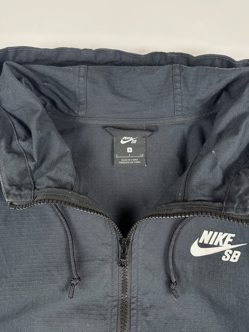 Preloved Nike SB Ripstop Hooded Anorak Tech Windbreaker Jacket (S)