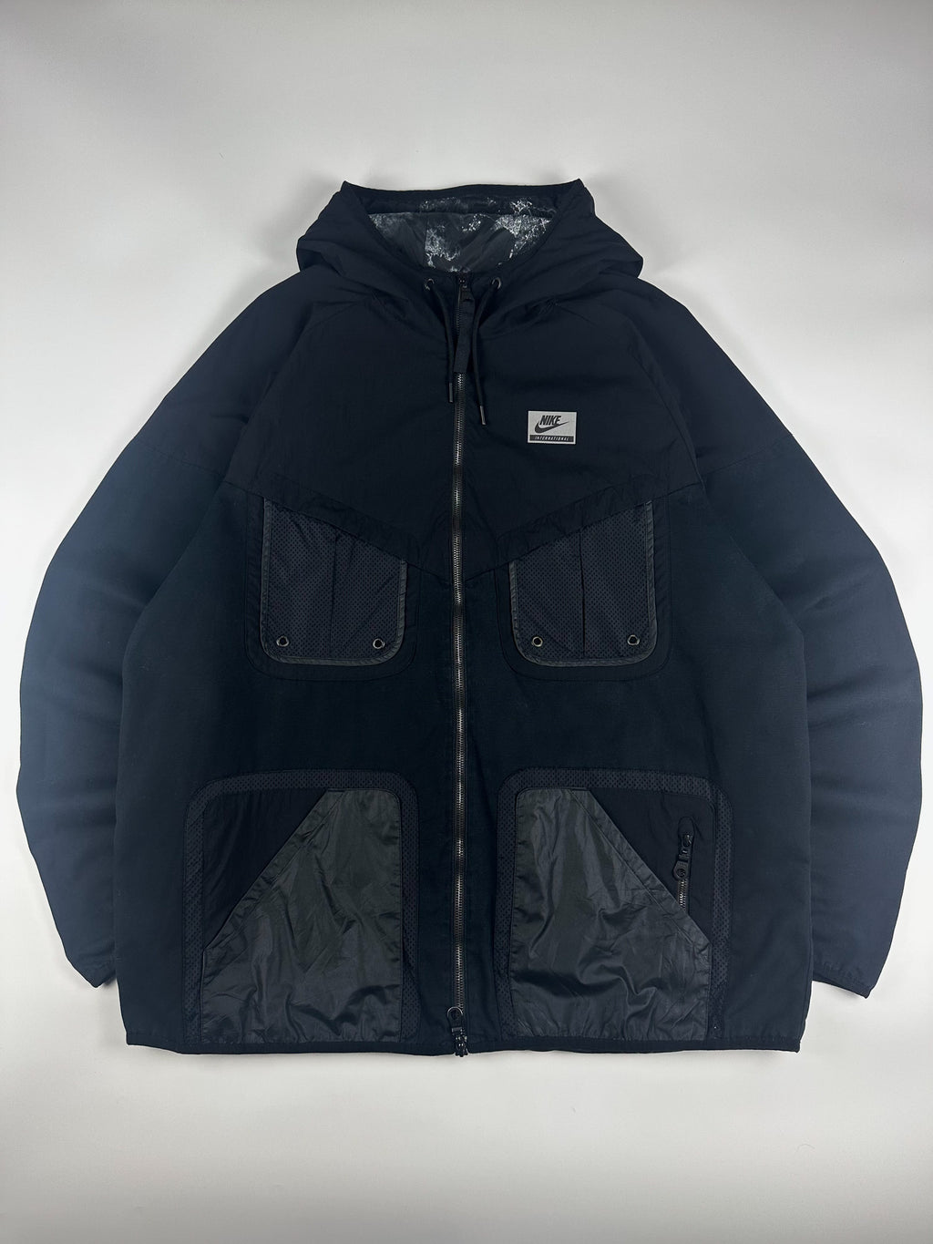 Preloved Nike International Multi Pocket Tech Utility Hooded Parka Jacket (2XL)
