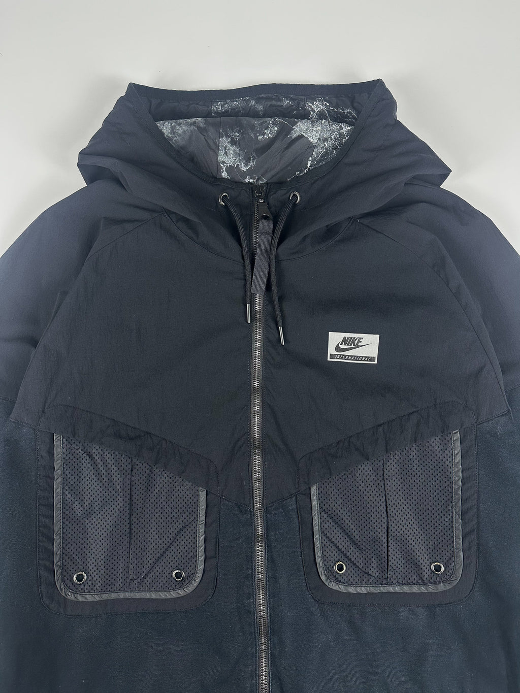 Preloved Nike International Multi Pocket Tech Utility Hooded Parka Jacket (2XL)