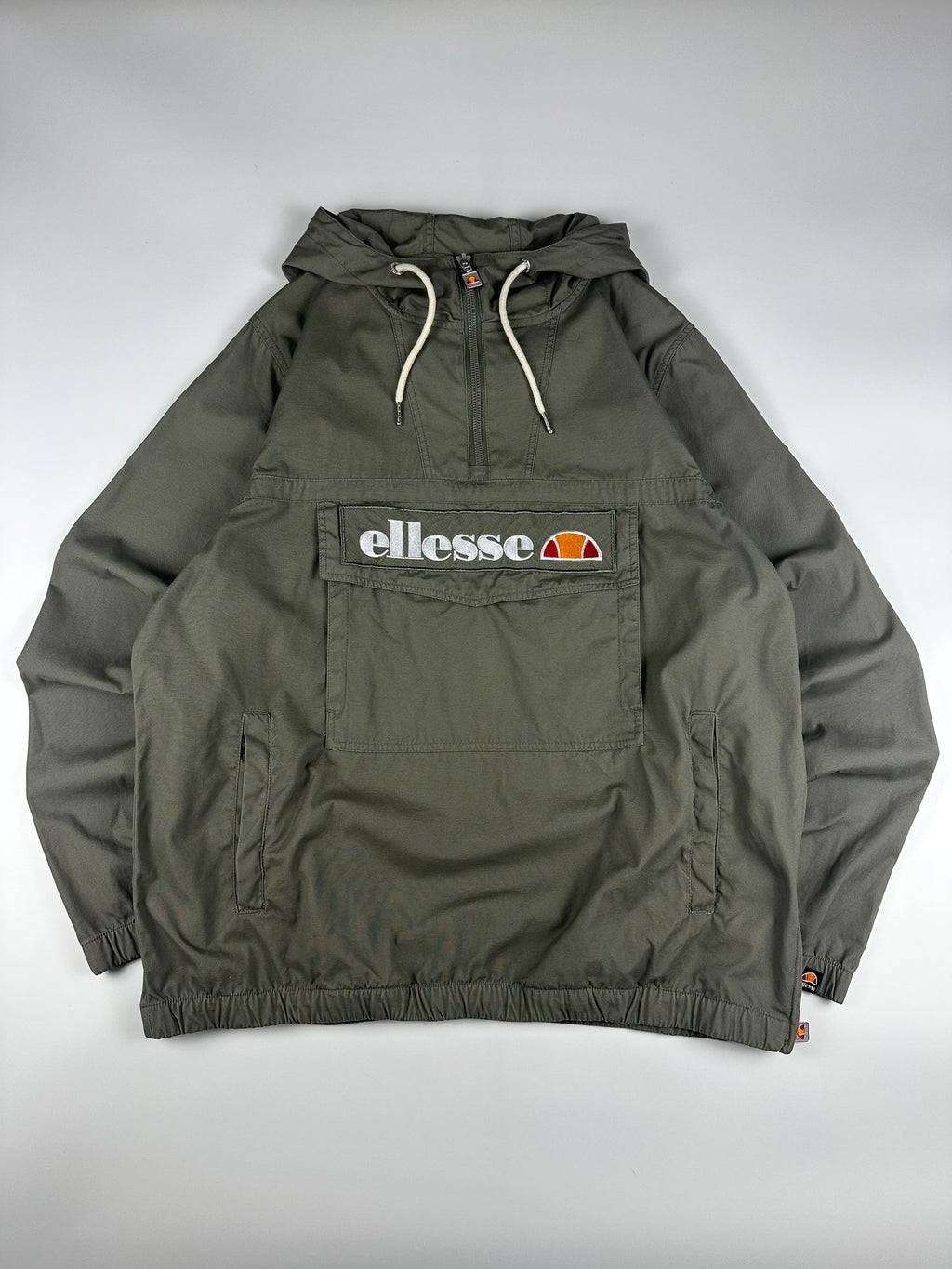 Preloved Ellesse 1/4 Zip Embroidered Logo Patch Hooded Anorak Jacket (2XL)