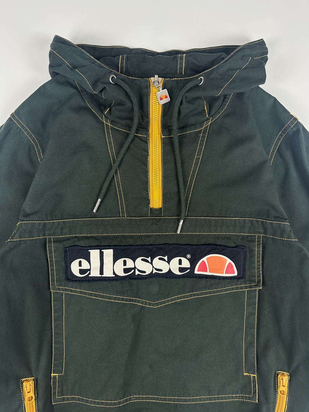 Preloved Ellesse 1/4 Zip Embroidered Logo Patch Hooded Anorak Jacket (M)