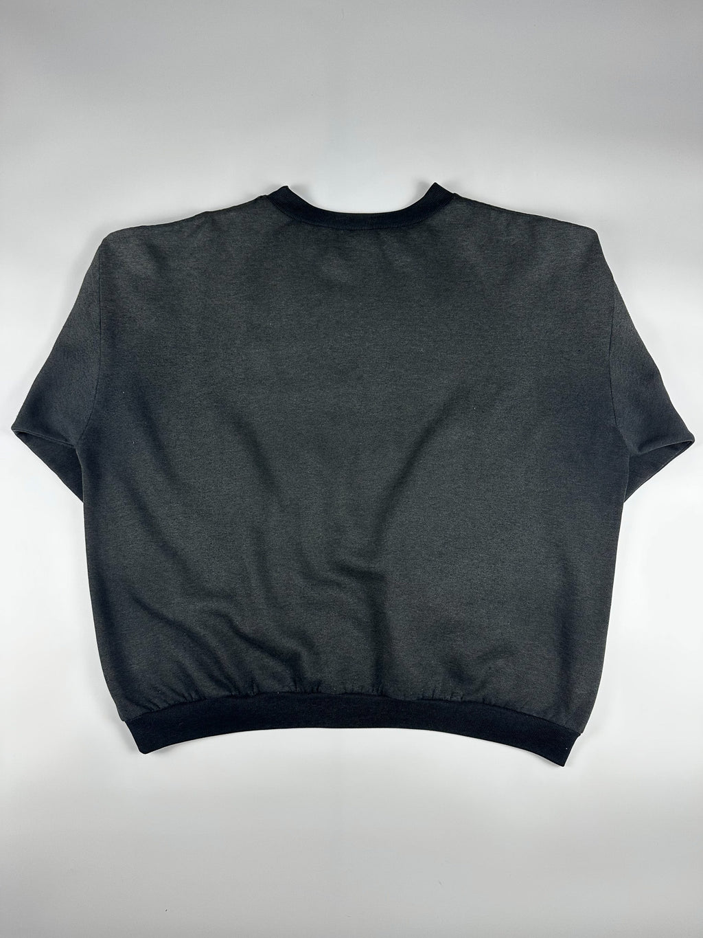 Vintage 80s Puma Centre Logo Spellout Graphic Crewneck Sweatshirt (L)