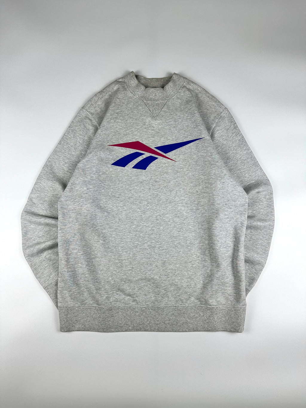 Preloved Reebok Classics Centre Logo Back Block Spellout Graphic Sweatshirt (L)