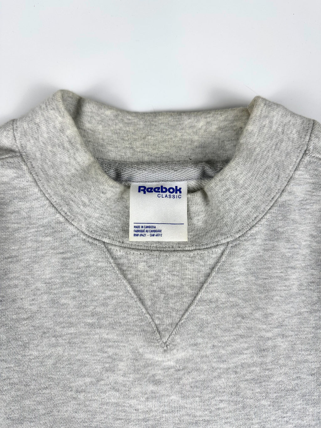Preloved Reebok Classics Centre Logo Back Block Spellout Graphic Sweatshirt (L)