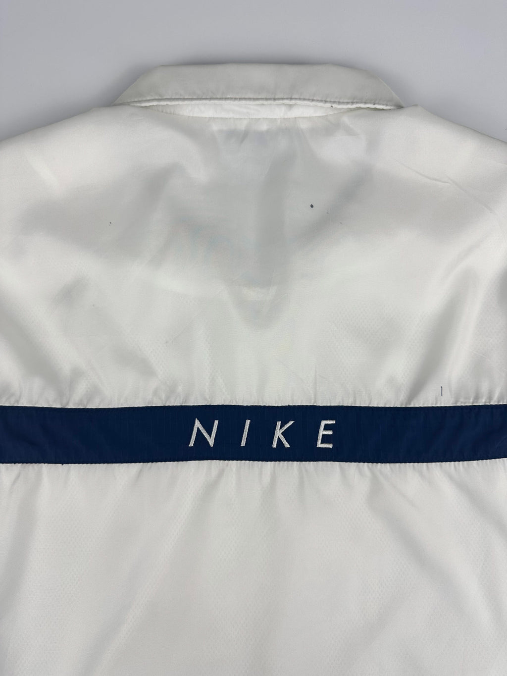 Vintage 90s Nike Embroidered Small Swoosh Horizontal Stripe Spellout Windbreaker Jacket (L)