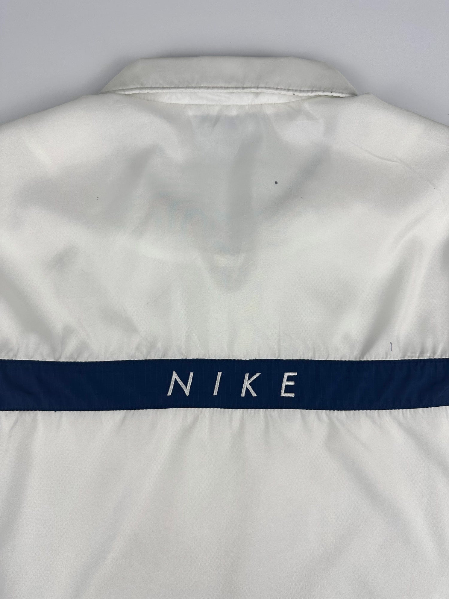 Vintage 90s Nike Embroidered Small Swoosh Horizontal Stripe Spellout Windbreaker Jacket (L)