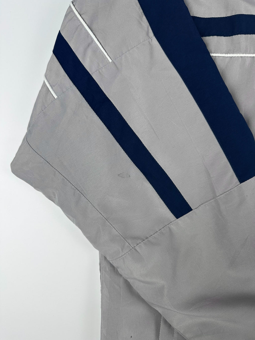 Vintage 90s Nike Embroidered Swoosh Logo Spellout Striped Windbreaker Jacket (XL)
