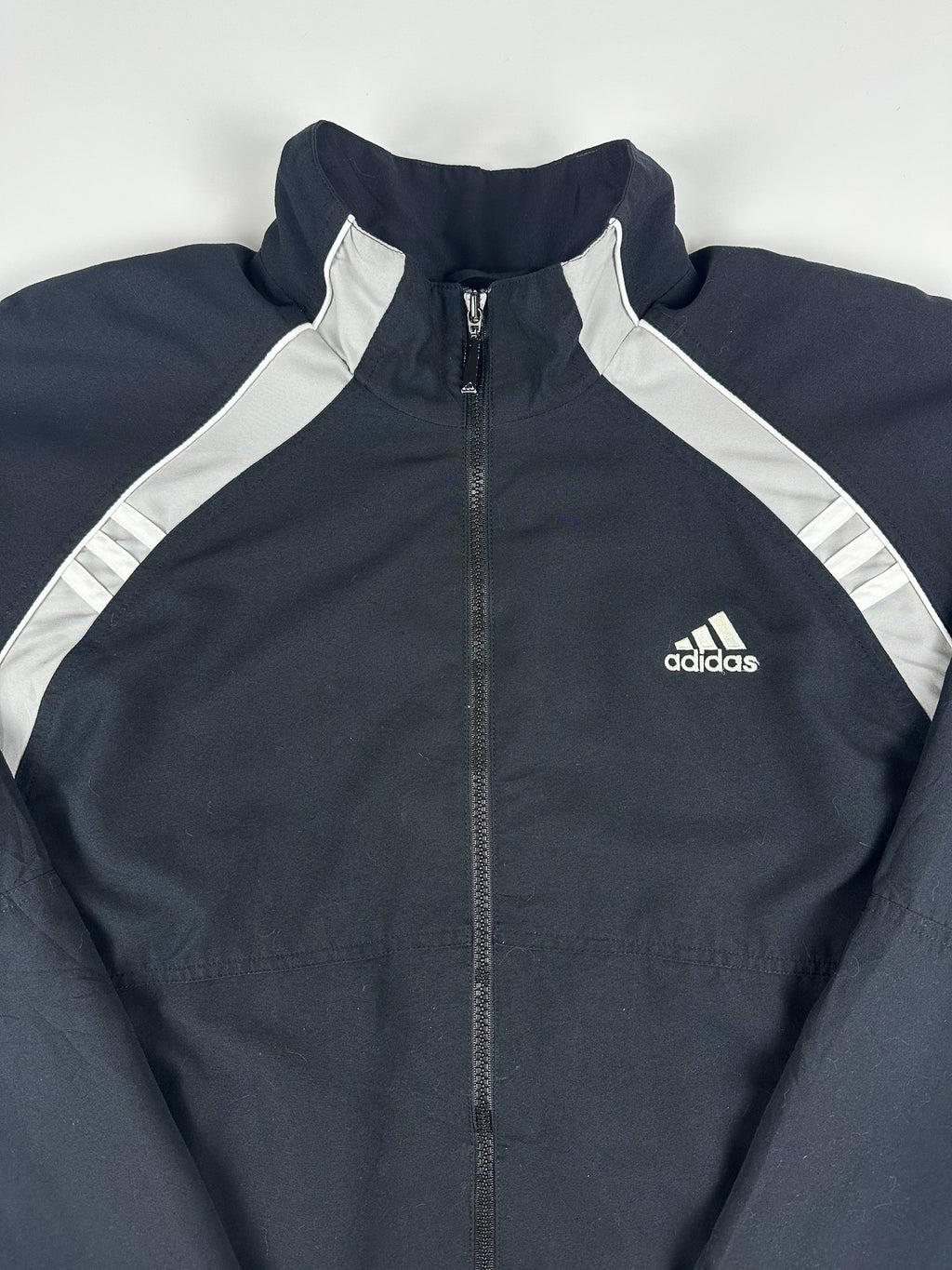 Vintage 00s 2004 Adidas 3 Stripe Embroidered Logo Windbreaker Jacket (XL)
